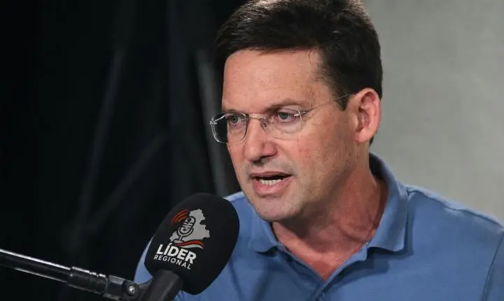 João Roma anuncia previsão de nova visita de Flávio Bolsonaro à Bahia em setembro.